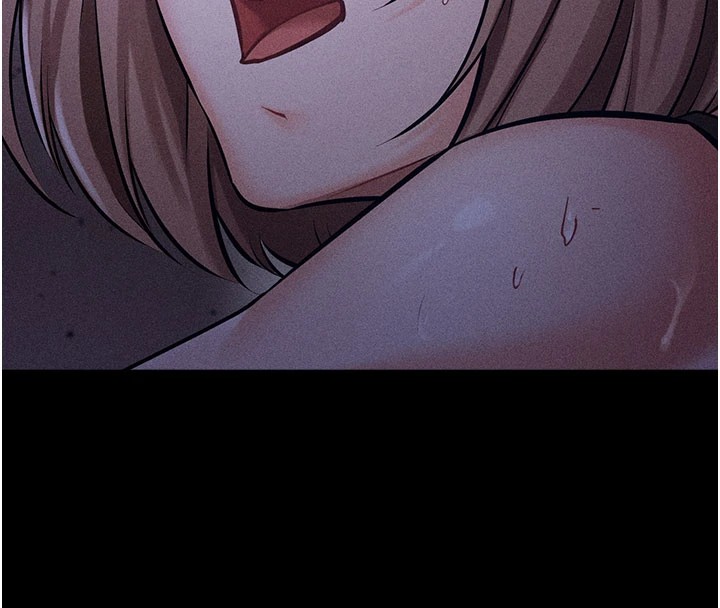 选手村:母猪调教第2话-总教练最「疼爱」的选手